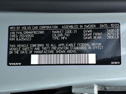 Used 2024 Volvo XC60 B5 Ultimate AWD/4WD image 30