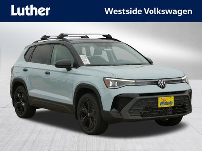 New 2025 Volkswagen Taos SE