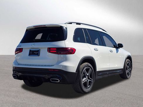 Used 2024 Mercedes-Benz GLB 250 image 5