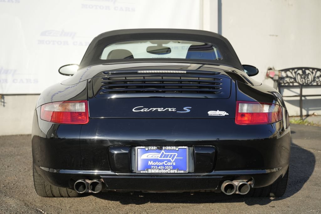 Used 2006 Porsche 911 Carrera S RWD image 7