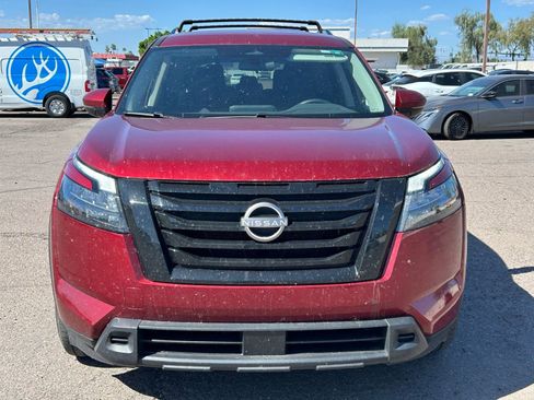 Used 2024 Nissan Pathfinder SV w/ Black Appearance Package image 2