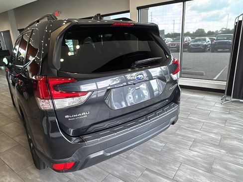 Used 2019 Subaru Forester Premium w/ Popular Package #1 AWD/4WD image 32