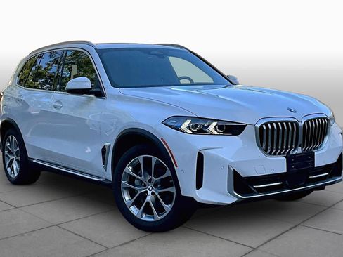 Certified 2026 BMW X5 xDrive40i AWD/4WD image 3