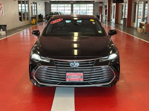 Certified 2022 Toyota Avalon Limited w/ Advanced Safety Package FWD image 8