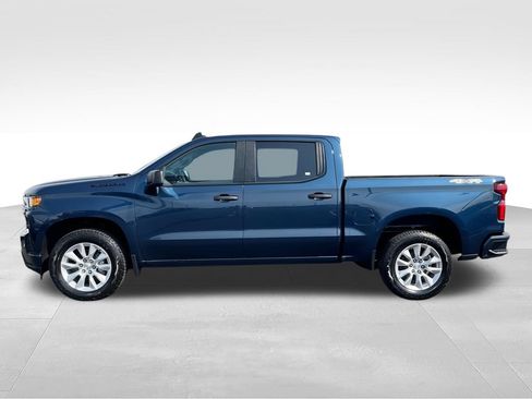 Used 2021 Chevrolet Silverado 1500 Custom w/ LPO, Dark Essentials Package AWD/4WD image 5