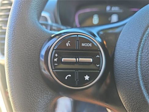 Used 2024 Kia Soul LX image 20