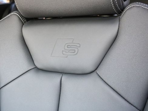 New 2025 Audi Q3 2.0T Premium image 22