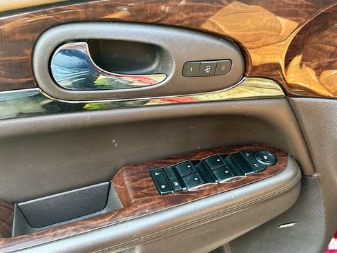 Used 2015 Buick Enclave Leather AWD/4WD image 18