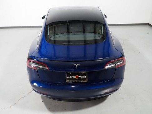 Used 2018 Tesla Model 3 image 8