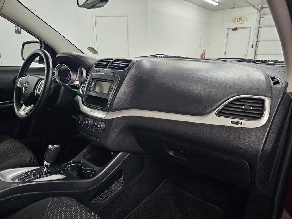 Used 2017 Dodge Journey SXT FWD image 13