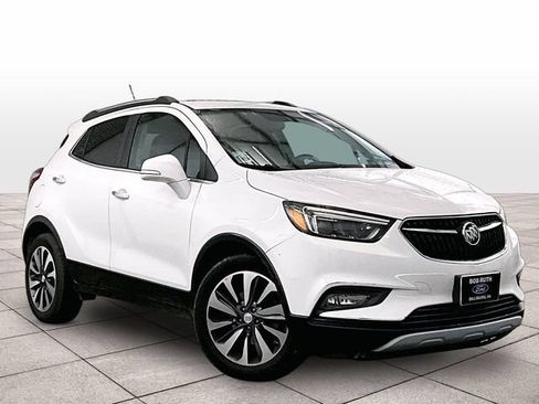 Used 2019 Buick Encore Essence FWD image 2