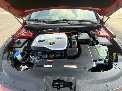 Used 2016 Hyundai Sonata Limited FWD image 29