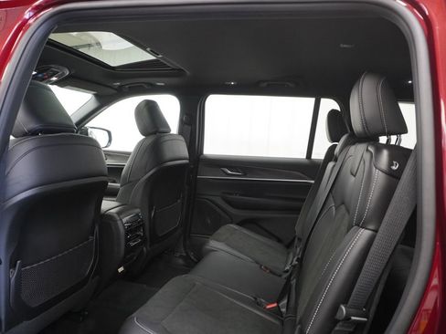New 2026 Jeep Grand Cherokee L 4WD image 19