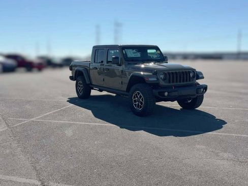 New 2026 Jeep Gladiator Rubicon image 17