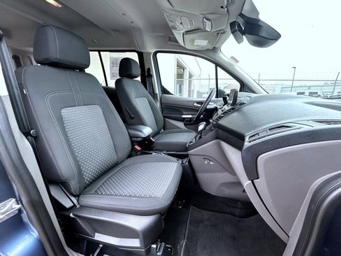 Used 2020 Ford Transit Connect XLT FWD image 17