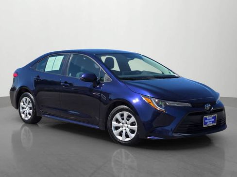Used 2024 Toyota Corolla LE FWD image 8