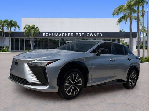 Used 2025 Lexus RZ 300e w/ Accessory Package (Z1) FWD image 3