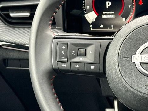 New 2025 Nissan Kicks SR image 22