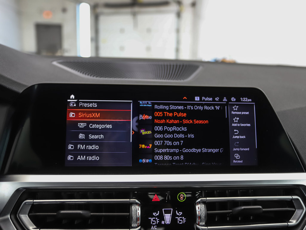 Used 2021 BMW 430i xDrive Coupe w/ Parking Assistance Package AWD/4WD image 17