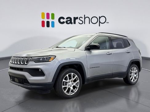 Used 2022 Jeep Compass Latitude w/ Sun and Sound Group image 1