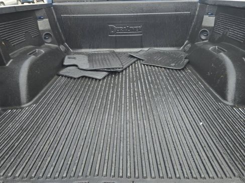 Used 2022 Chevrolet Silverado 1500 Custom image 15