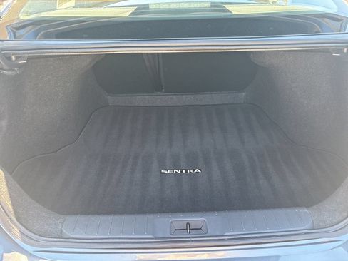 Used 2024 Nissan Sentra SV FWD image 33