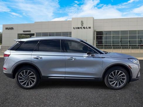 Used 2023 Lincoln Corsair Reserve w/ Equipment Group 201A image 2