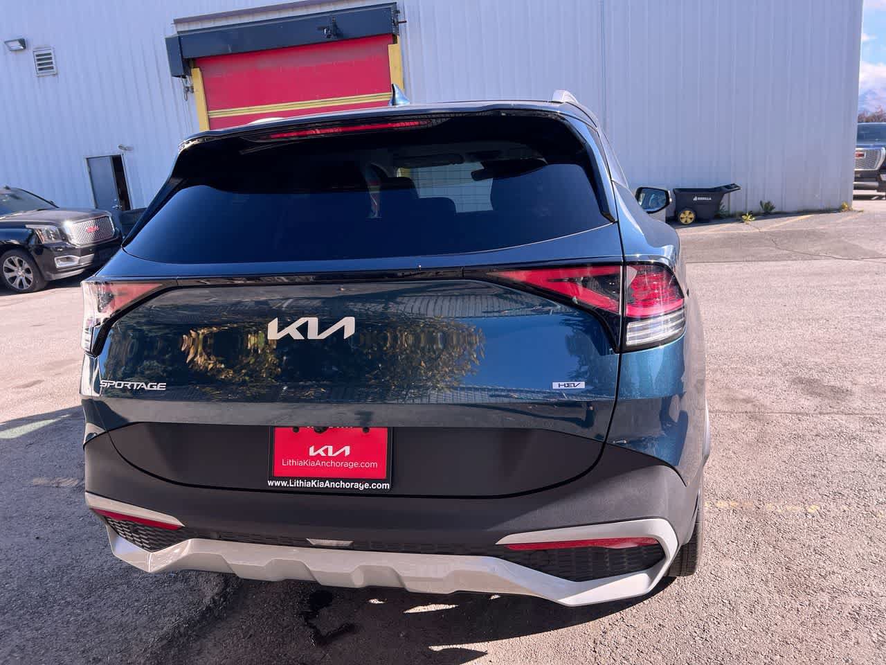 Certified 2025 Kia Sportage EX AWD/4WD image 27