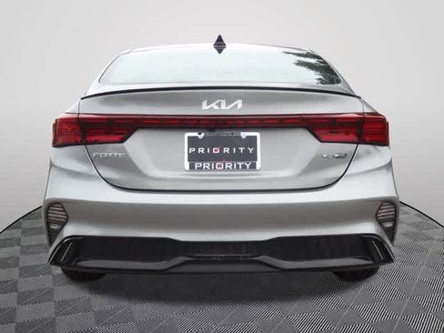 Used 2023 Kia Forte GT-Line FWD image 3
