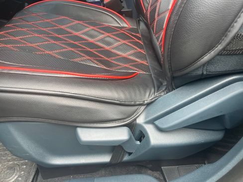 Used 2025 Ford Maverick XLT FWD image 10