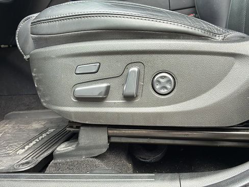 Used 2023 Hyundai Santa Fe Calligraphy FWD image 14