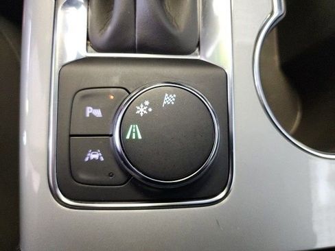 Certified 2022 Chevrolet Blazer LT image 28