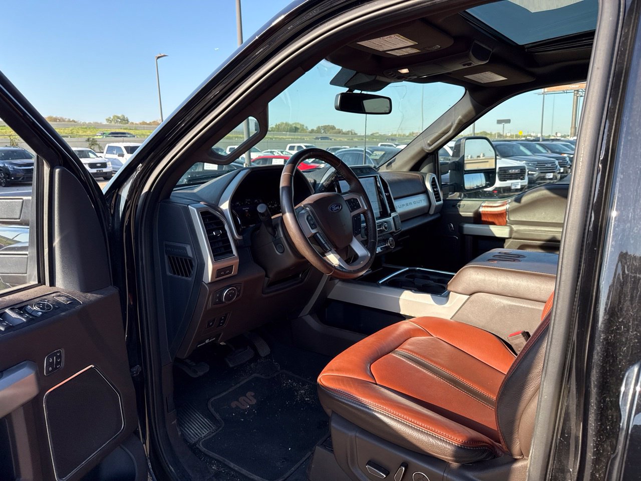 Used 2022 Ford F250 King Ranch w/ King Ranch Ultimate Package AWD/4WD image 20