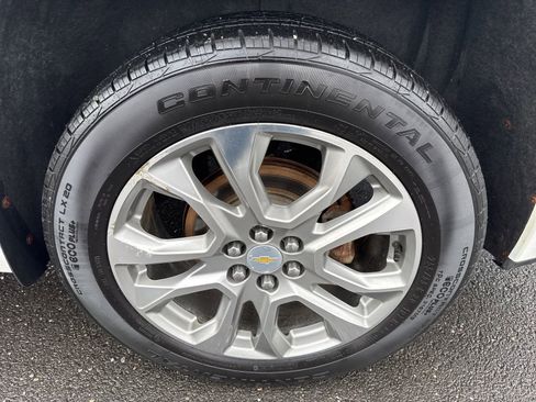 Used 2018 Chevrolet Traverse Premier image 10