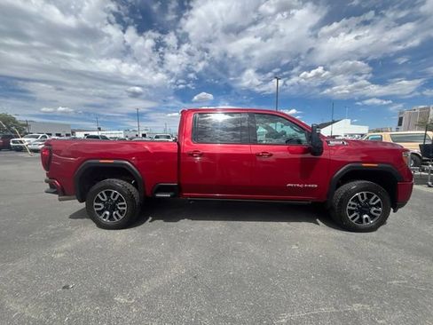 Used 2020 GMC Sierra 3500 AT4 w/ AT4 Premium Package AWD/4WD image 8