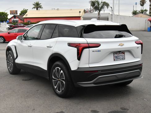 Used 2024 Chevrolet Blazer EV LT AWD/4WD image 6