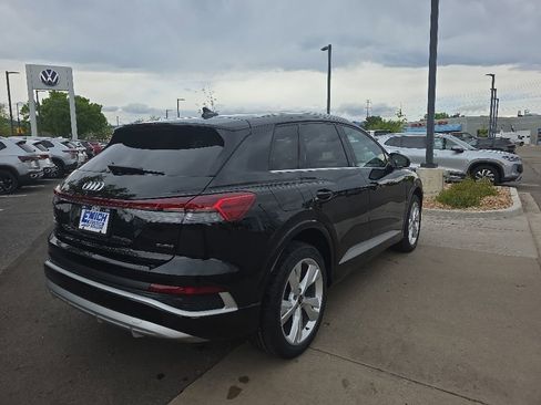 Used 2023 Audi Q4 e-tron Premium Plus w/ Premium Plus AWD/4WD image 6