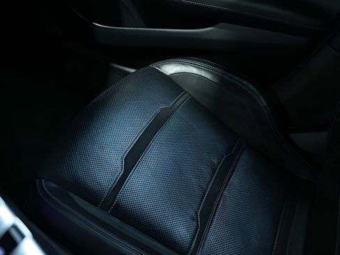 Used 2021 Mercedes-Benz AMG GT 53 w/ Driver Assistance Package image 45