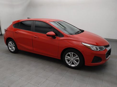 Used 2019 Chevrolet Cruze LS w/ LS Convenience Package FWD image 11