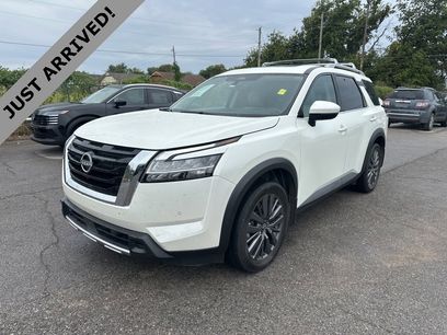 Certified 2024 Nissan Pathfinder SL w/ SL Premium Package