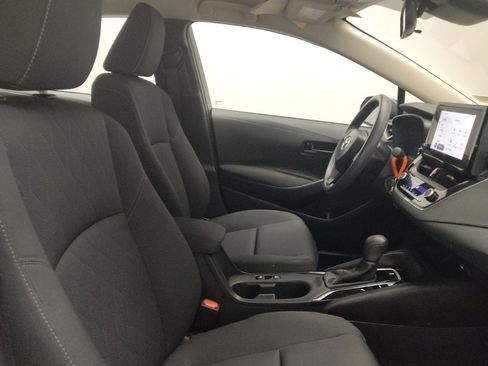 Used 2024 Toyota Corolla LE image 21
