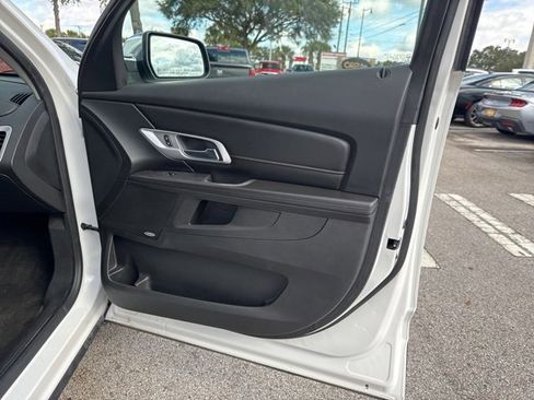 Used 2017 GMC Terrain SLT w/ Open Road Package image 13