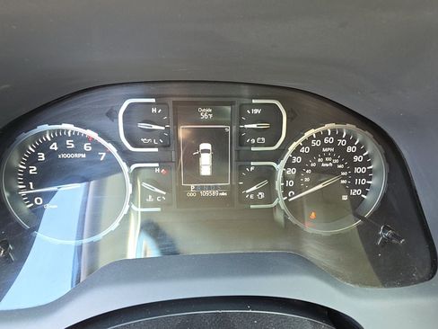 Used 2018 Toyota Tundra SR5 w/ TRD Off Road Package AWD/4WD image 14