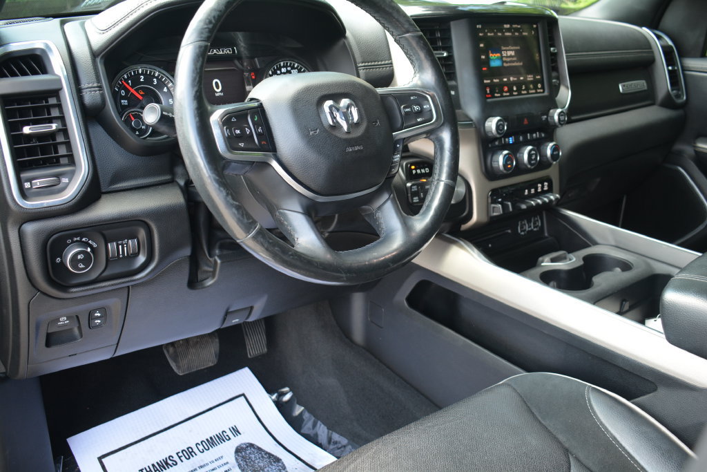 Used 2019 RAM 1500 Laramie w/ Sport Appearance Package AWD/4WD image 10