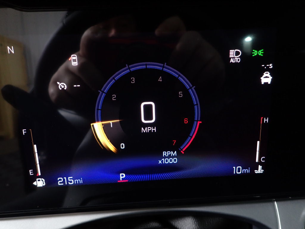 New 2026 Chevrolet Trax LT w/ Midnight Edition FWD image 23