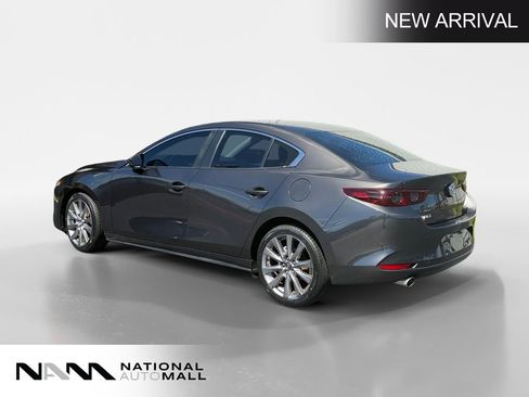 Used 2021 MAZDA MAZDA3 s FWD image 3