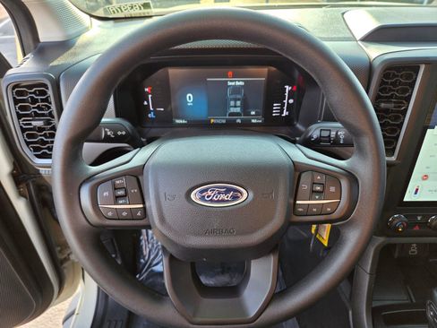 Certified 2025 Ford Ranger XL w/ Trailer Tow Package image 18