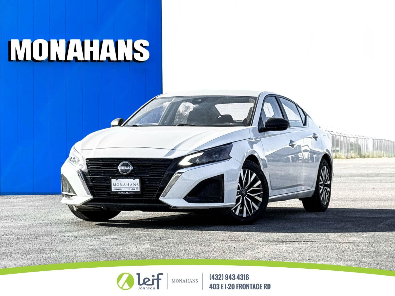 Used 2025 Nissan Altima 2.5 SV FWD image 1