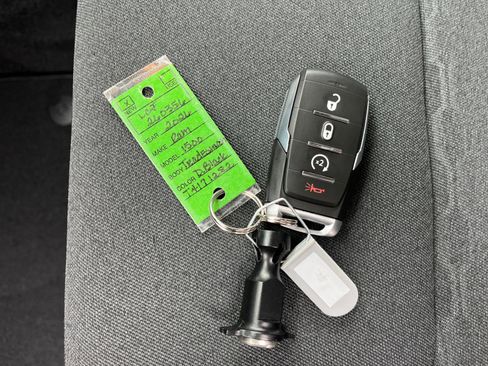 New 2026 RAM 1500 Express AWD/4WD image 29