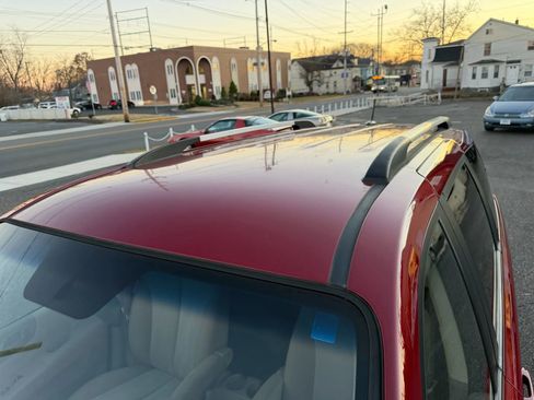 Used 2012 Kia Sedona LX image 42